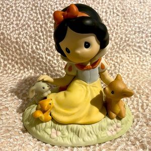 Precious moments Snow White